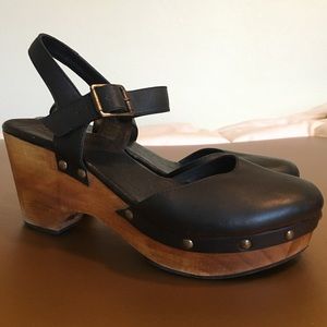 Wooden Cordani Clogs